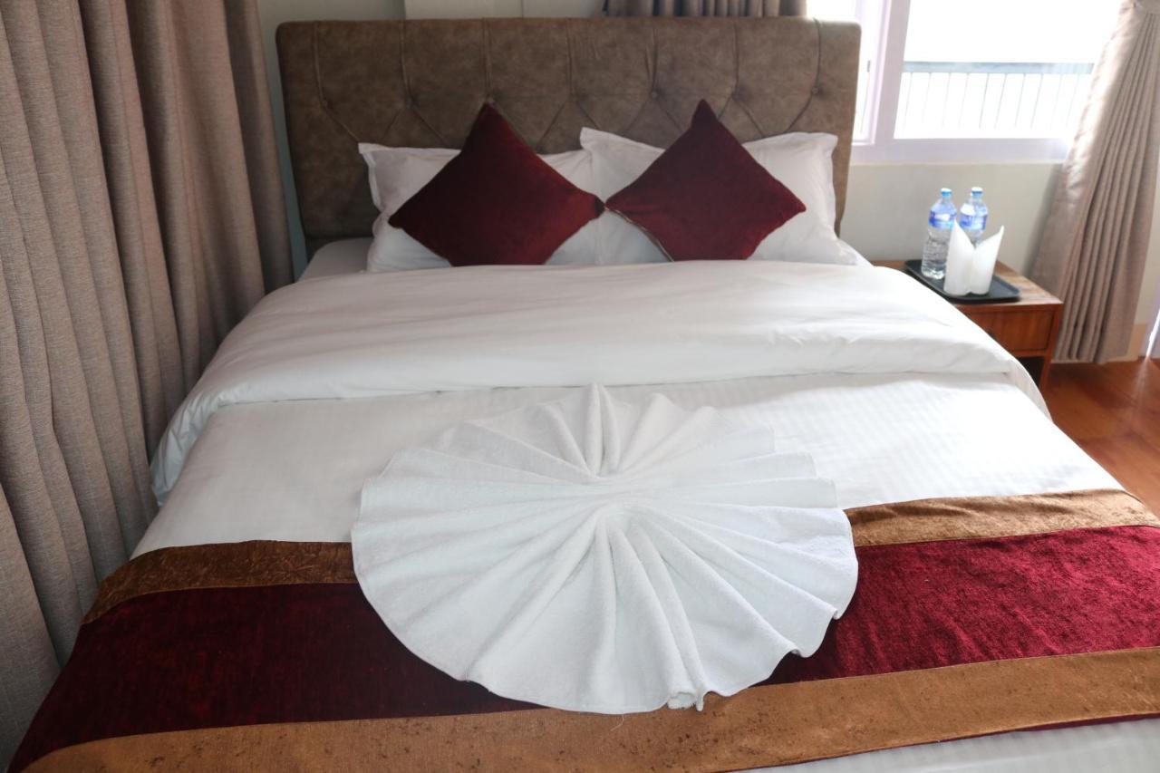 Om Tara Guest House Pvt Ltd Kathmandu Buitenkant foto