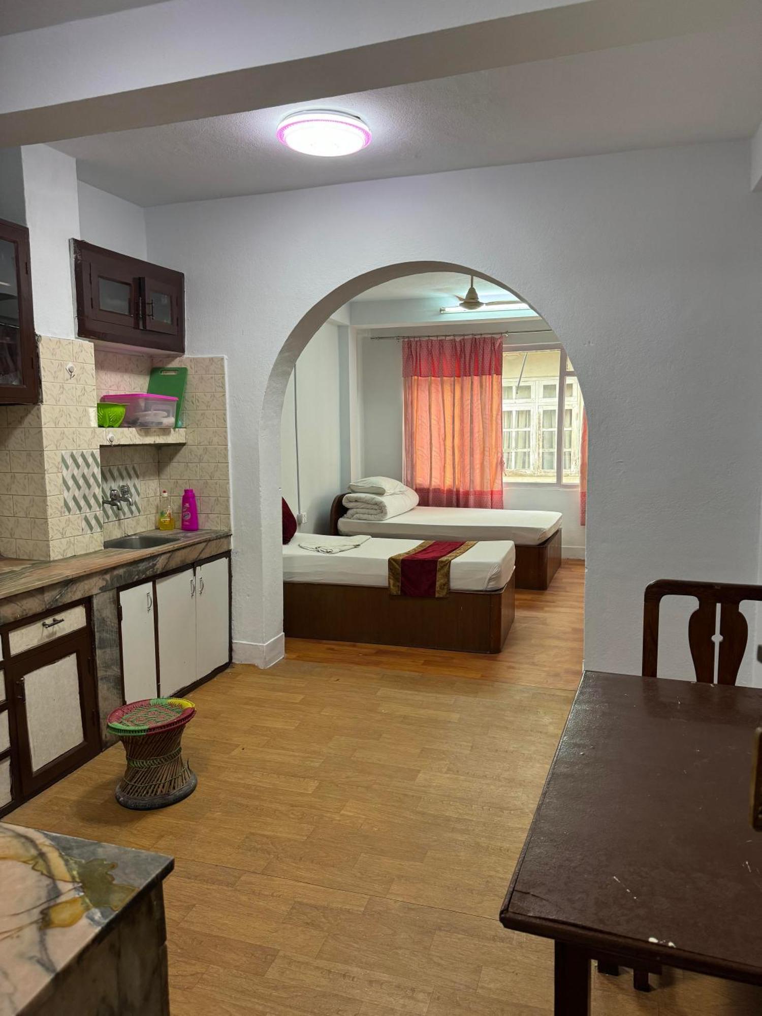 Om Tara Guest House Pvt Ltd Kathmandu Buitenkant foto