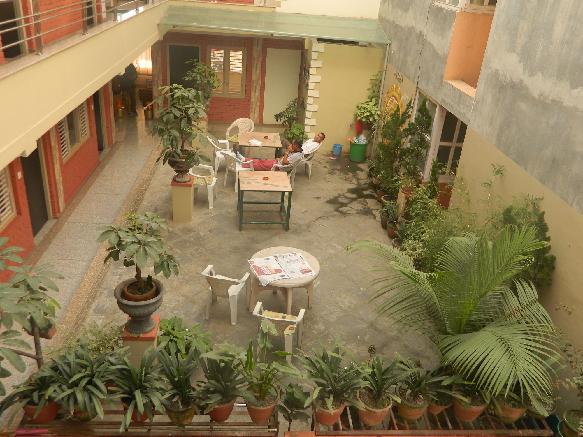 Om Tara Guest House Pvt Ltd Kathmandu Buitenkant foto