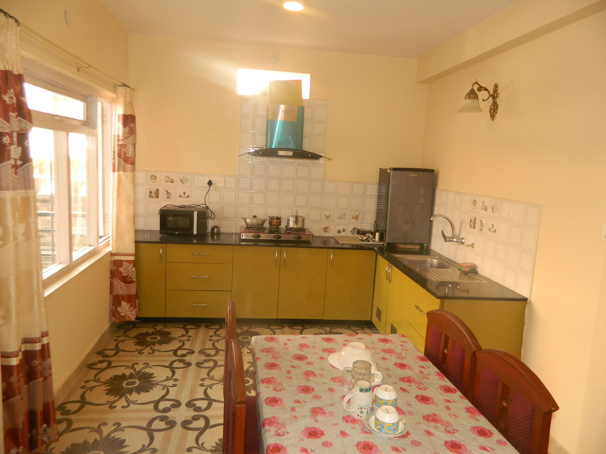 Om Tara Guest House Pvt Ltd Kathmandu Buitenkant foto